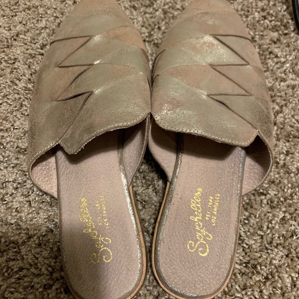 Seychelles Survival Flat Gold size 8.5